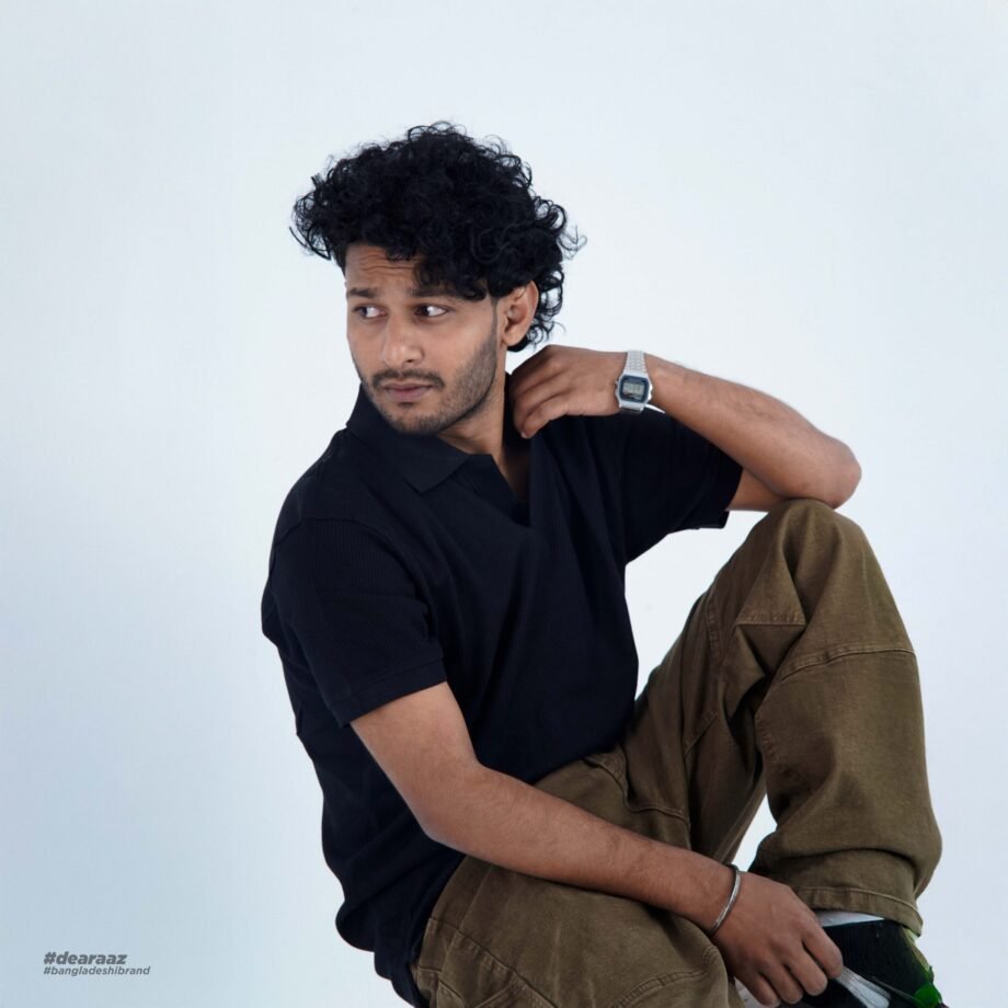 Premium Buttonless Polo (Black)