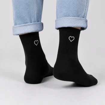 Heart Crew Socks – Black