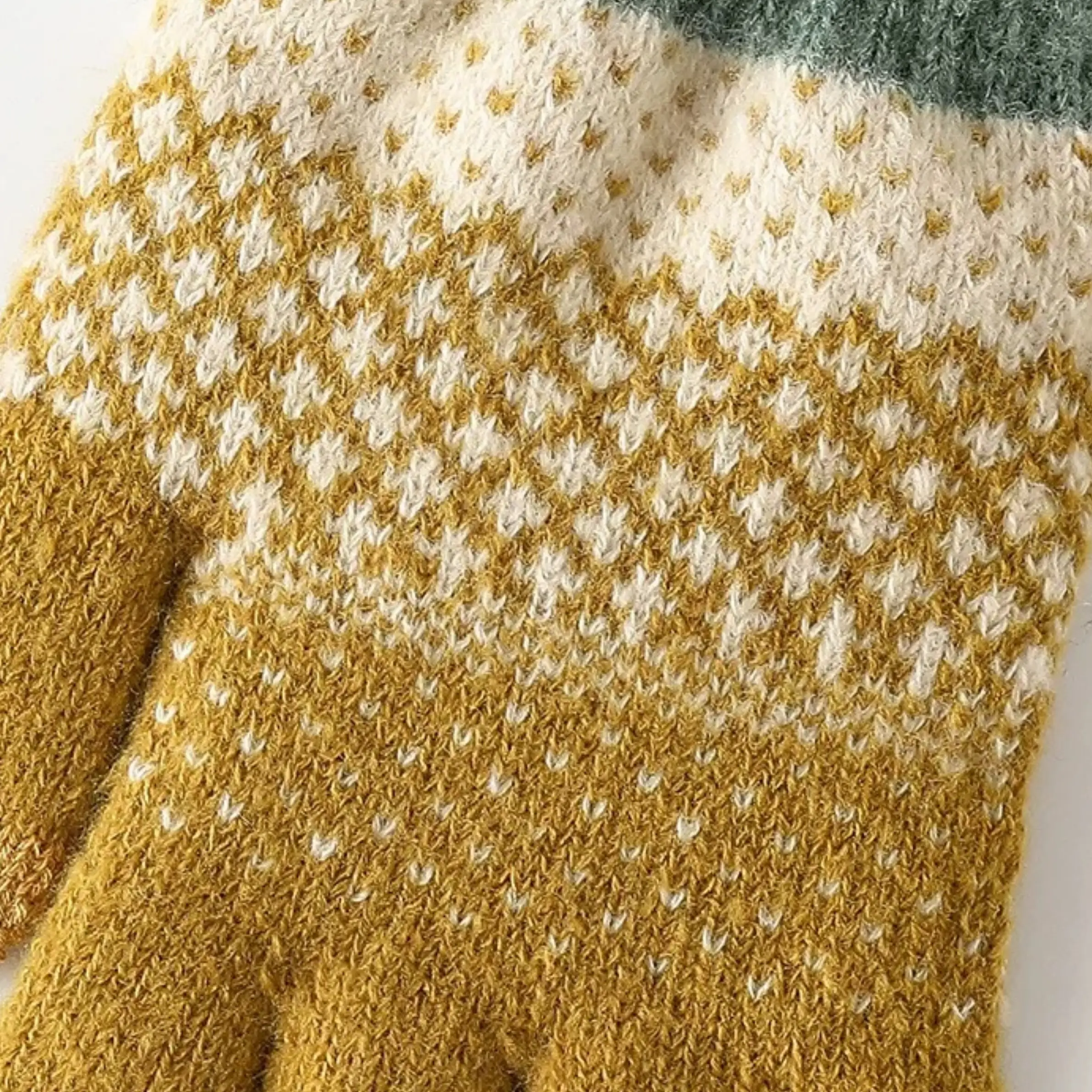 Fleece-Lined Winter Gloves - Gray